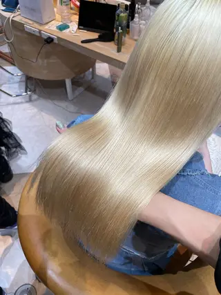 ロング 透明感カラー/カット 髪質改善/森栄範のヘアスタイル