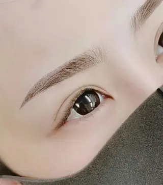 マツエク・マツパ 胡蝶蘭レディースサロン所属・胡蝶蘭レディースサロ ン眉マツパエクステの眉毛・アイブロウイメージ