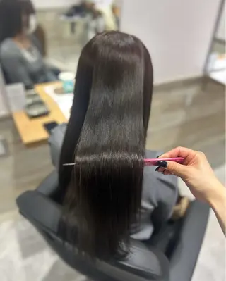 ロング カラー Lee Osaka所属・鎌田 優依のヘアスタイル