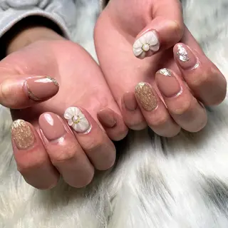 ネイル Laki nailのネイルデザイン