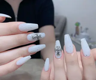 ネイル NAILS 168 池袋西口駅前店のネイルデザイン