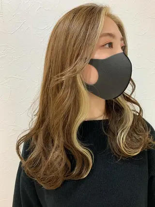 セミロング カラー カラー特化型美容師 保住のヘアスタイル