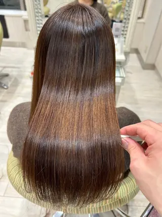 ロング カラー vis fleur 日暮里所属・早坂 紅葉のヘアスタイル