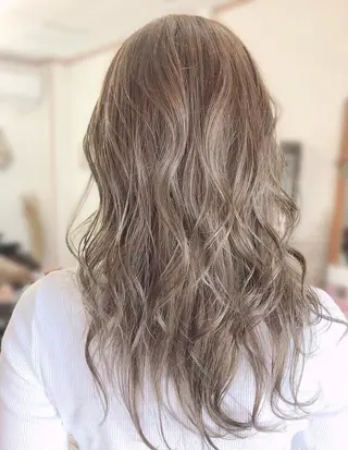 ロング カラー hair works raptureのヘアスタイル