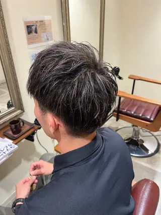 カラー メンズ 西川 舞彩のヘアスタイル