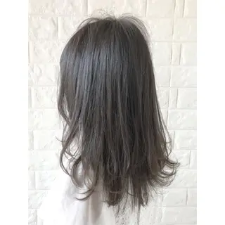 セミロング カラー KIZU 髪質改善 オカルト怪談のヘアスタイル