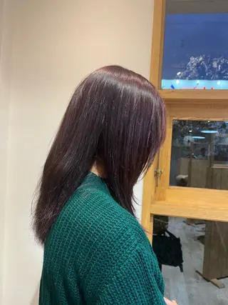 カラー 山本 穂乃花のヘアスタイル