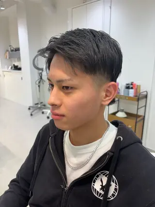 メンズ メンズパーマ/ スパイキー/フェードのヘアスタイル