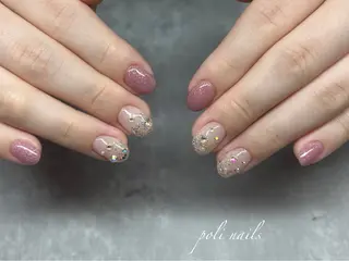 ネイル poli nailsのネイルデザイン