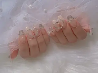 ネイル CHARIS yunaのネイルデザイン