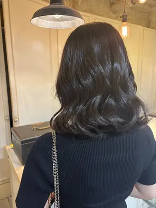 ミディアム わたべ みゆのヘアスタイル