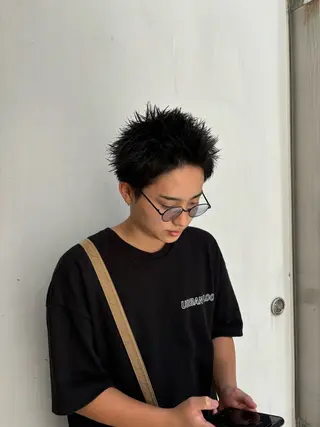 ショート メンズ 小橋 亮太のヘアスタイル