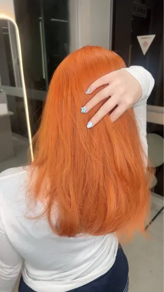 カラー GiseL さあや博多ハイトーンのヘアスタイル