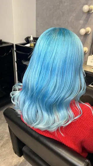 ミディアム カラー mimiiy梅田 中崎町ハイトーンのヘアスタイル