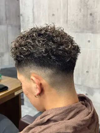 ショート パーマ メンズ 川崎 健翔のヘアスタイル