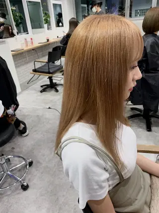 セミロング ヨシミ カズヤのヘアスタイル