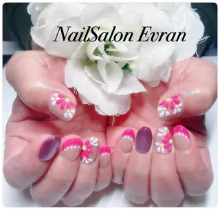 ネイル Nail salon Evranのネイルデザイン