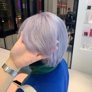 ショート カラー ハッシュカット/ハイ トーン/MANAMIのヘアスタイル