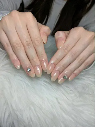 ネイル Queen Nail 　クイーンネイルのネイルデザイン