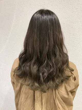 セミロング カラー 💎髪質改善💎 西森千夏のヘアスタイル