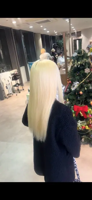 ロング カラー ヘアサロンアウラ所属・旭岡龍明/ハイトーン /ケアブリーチのヘアスタイル