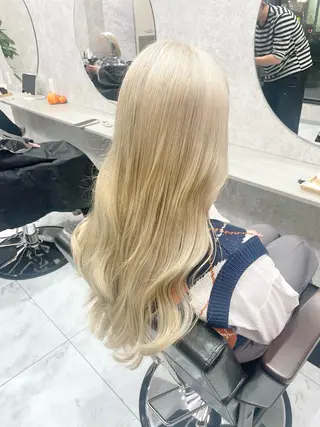 ロング 🦋ハイトーン🦋 石山 希理🦋のヘアスタイル