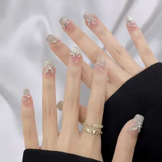 ネイル 鈴木 彩星のネイルデザイン