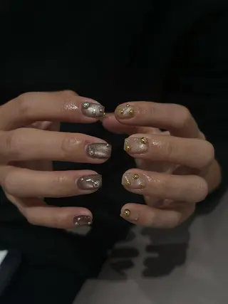 ネイル DEEokazaki momonaのネイルデザイン