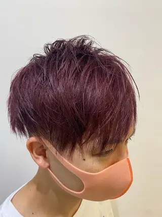 ショート カラー メンズ 三ノ宮フェザーパーマ 蕃本 啓利のヘアスタイル