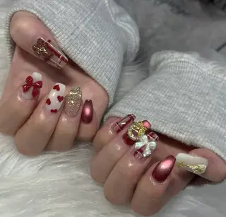 ネイル LAVISH nanamiのネイルデザイン