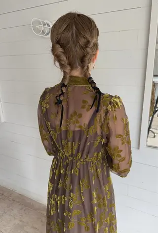 セミロング 宮﨑 あかねのヘアスタイル
