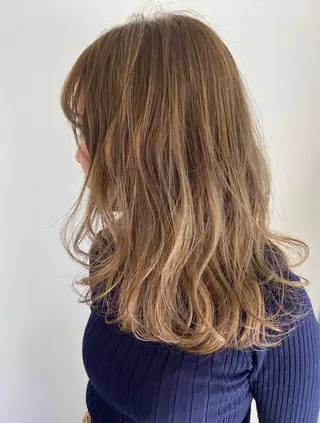 セミロング カラー ness ネスのヘアスタイル