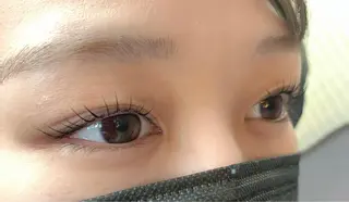 マツエク・マツパ SPINEL Sawaのヘアスタイル