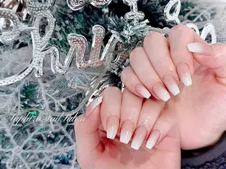 ネイル Saphira所属・Saphira はるかのネイルデザイン