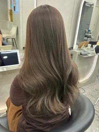ロング カラー ヘアアレンジ fumika🎀 韓国ヘア×ベージュのヘアスタイル