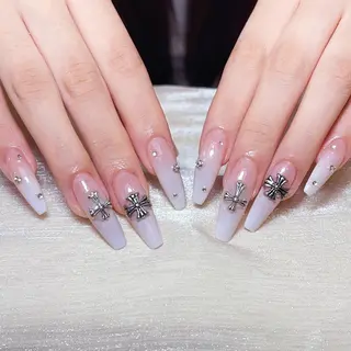 ネイル DIAMOND 💅のネイルデザイン