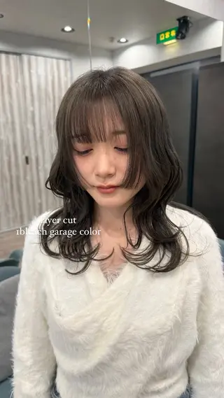 ロング カラー ミウラナツサ 🖤レイヤーカットのヘアスタイル