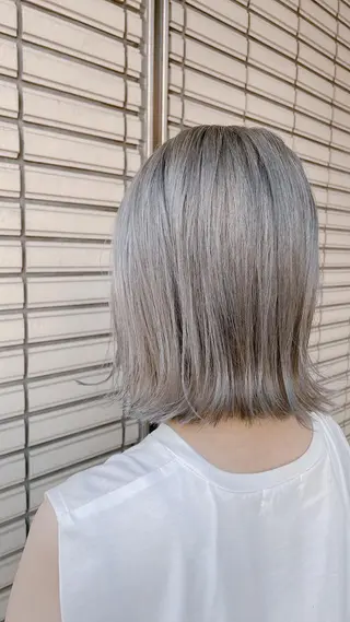 ショート カラー NINE+/代表 ブリーチ特化型サロンのヘアスタイル