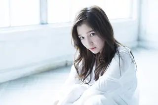 カラー 岩渕 由里香のヘアスタイル