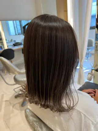 カラー 久永 菫のヘアスタイル