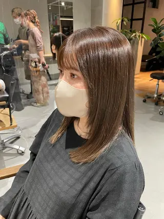 ミディアム momo 岡崎のヘアスタイル