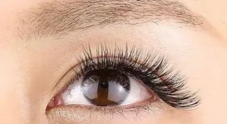 マツエク・マツパ eyelash&nailstudio BeautyA×Re:NaiL所属・アイリスト SAITOのマツエク・マツパデザイン