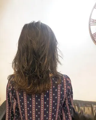 セミロング カラー AUBE HAIRazul吉祥寺所属・綺麗な髪質にしたい方 限定🌈清水　祥のヘアスタイル