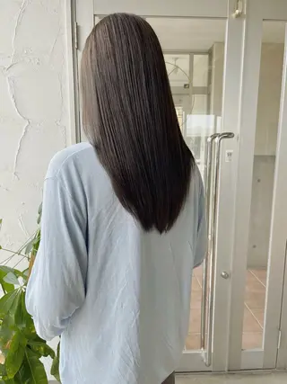 ロング 荒川泰輝/オリーブ カラー/透明感カラーのヘアスタイル