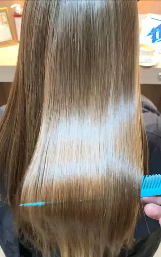 セミロング パーマ 白髪ぼかし☘️クセ 活かし🎈小倉🥇のヘアスタイル