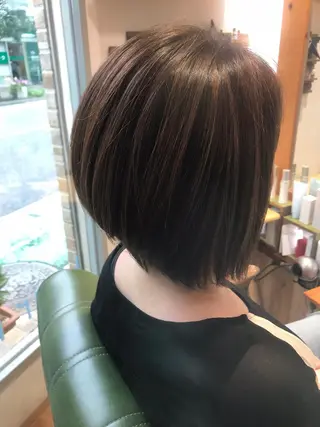 ミディアム 代表　清水稔也 オージュアソムリエのヘアスタイル