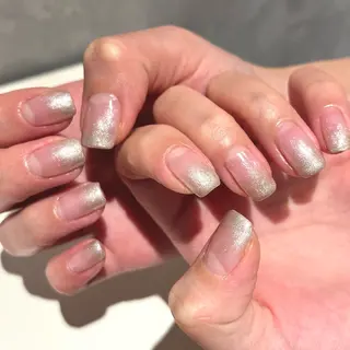 ネイル 坂口 莉愛のネイルデザイン