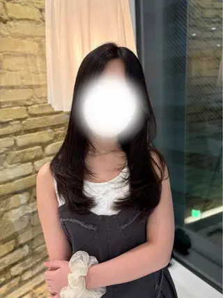 ロング hair make BEHIVE ichibancho AVEDA所属・渡邉 日向子 ・レイヤー、縮毛矯正のヘアスタイル