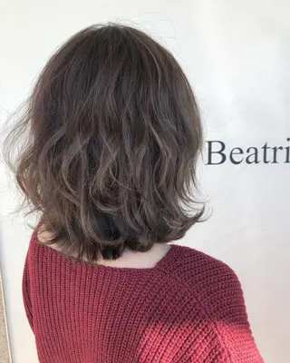 ミディアム カラー 早川 真幸のヘアスタイル