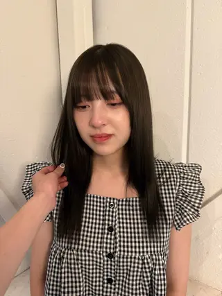 セミロング カラー iso chihiroのヘアスタイル